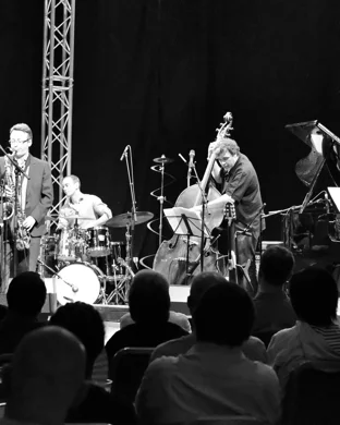 Tampa Bay Blues Festival: Kenny Wayne Shepherd & Jimmy Vaughan - Saturday